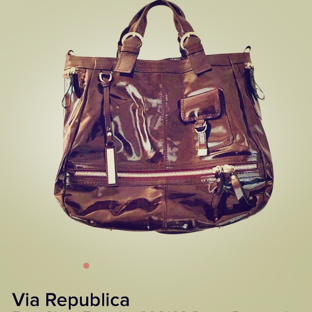 Italy ⭐️ Via Repubblica ⭐️ shoulder tote
